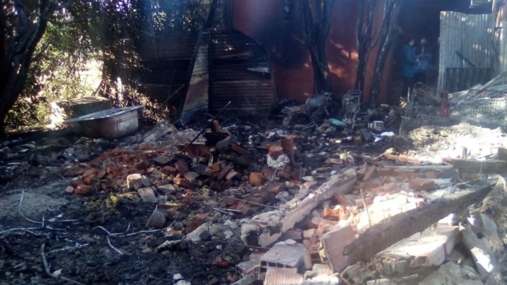 Detuvieron al hombre acusado de quemar dos casas y amenazar a sus vecinos