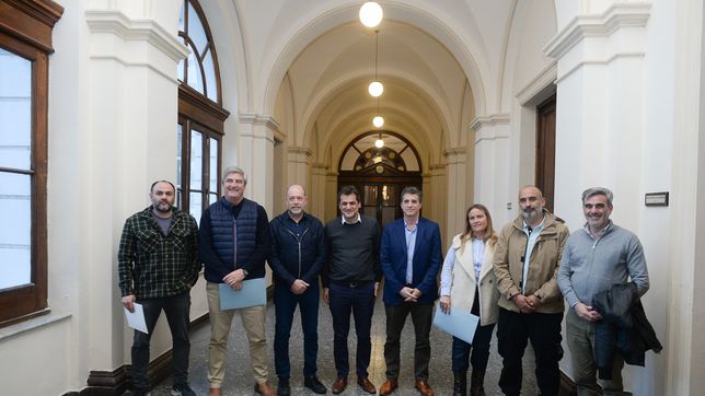 firman un pacto en la plata para garantizar una campana respetuosa del espacio publico