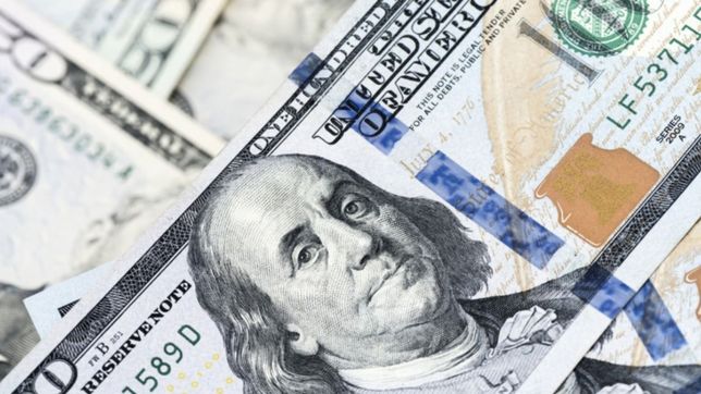 en una semana clave, el dolar volvio a dispararse y rompio otro record