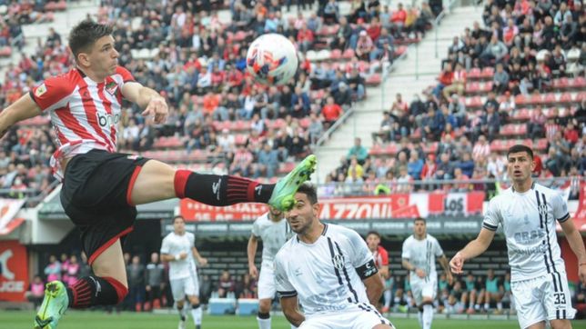 el pincha perdio una gran chance para recuperarse en el torneo y empato con el ferroviario