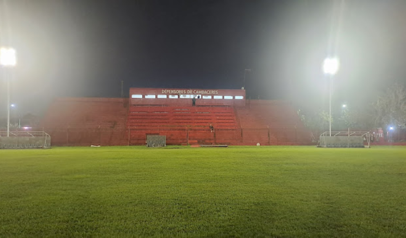 Estadio Cambaceres Iluminación