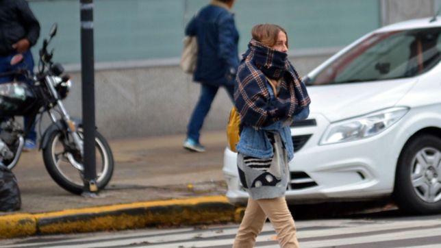 lluvias y fuertes vientos en la previa del frio: asi seguira el clima en la plata
