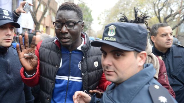 el abogado de los manteros senegaleses: por suerte no hubo que lamentar hechos mayores