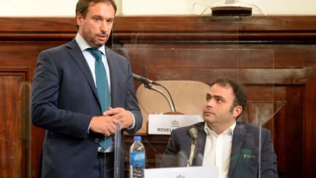 el garrismo le respondio a julio alak por el personal y la deuda