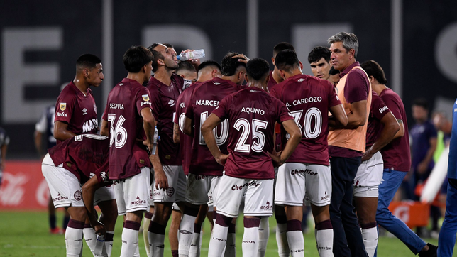 gimnasia recibe a lanus, que llega con un arranque irregular