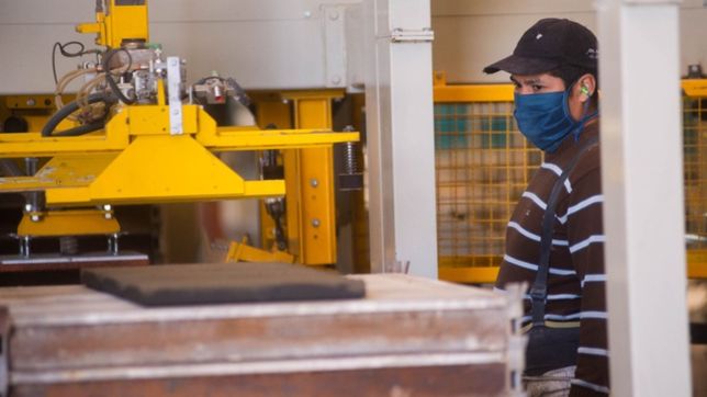 el gobierno publicara el decreto para convertir 200.000 planes en trabajo formal
