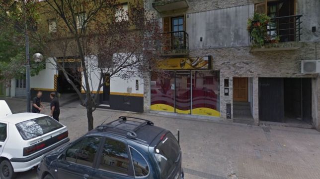 asalto a la empleada de una panaderia, la golpeo y termino detenido por los vecinos