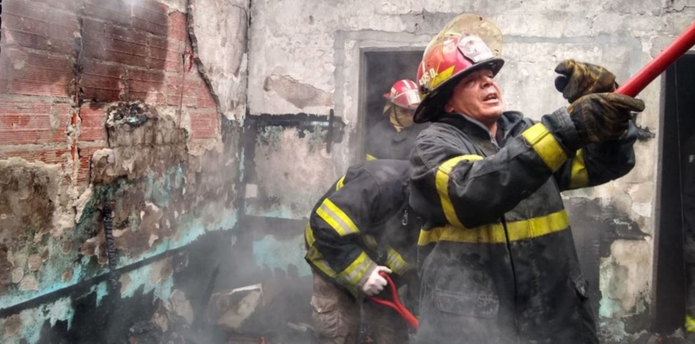 1592500491332.jpeg?width=1267&scaleX=1&ow=1280&oh=960&scaleY=1&x=6&y=262&height=634&rotate=0&&cw=1920&ch=950