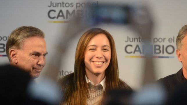 con maruicio macri y decenas de funcionarios, maria eugenia vidal lanzo su reeleccion en la plata