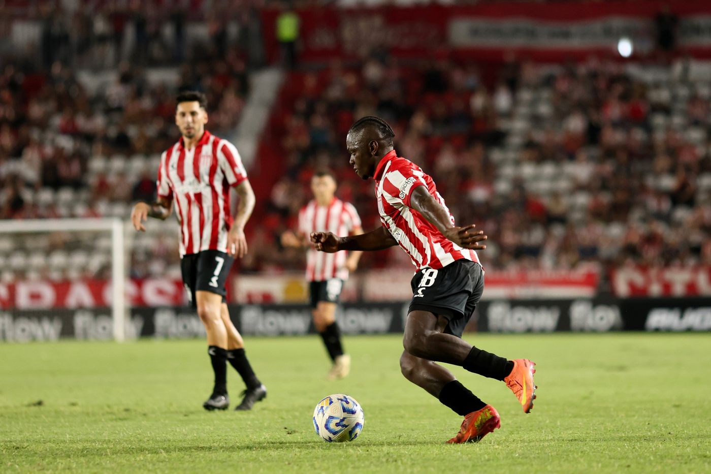 Estudiantes Racing de Montevideo Cetré.jpg