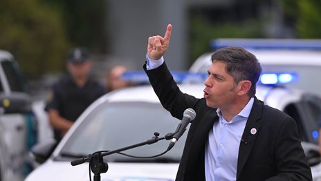 Kicillof entregó 40 nuevos patrulleros para reforzar la seguridad en La Plata Kicillof entregó 40 nuevos patrulleros para reforzar la seguridad en La Plata