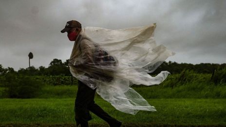 ¿En qué momento del fin de semana llegarán a La Plata las ráfagas de viento más fuerte? ¿En qué momento del fin de semana llegarán a La Plata las ráfagas de viento más fuerte?