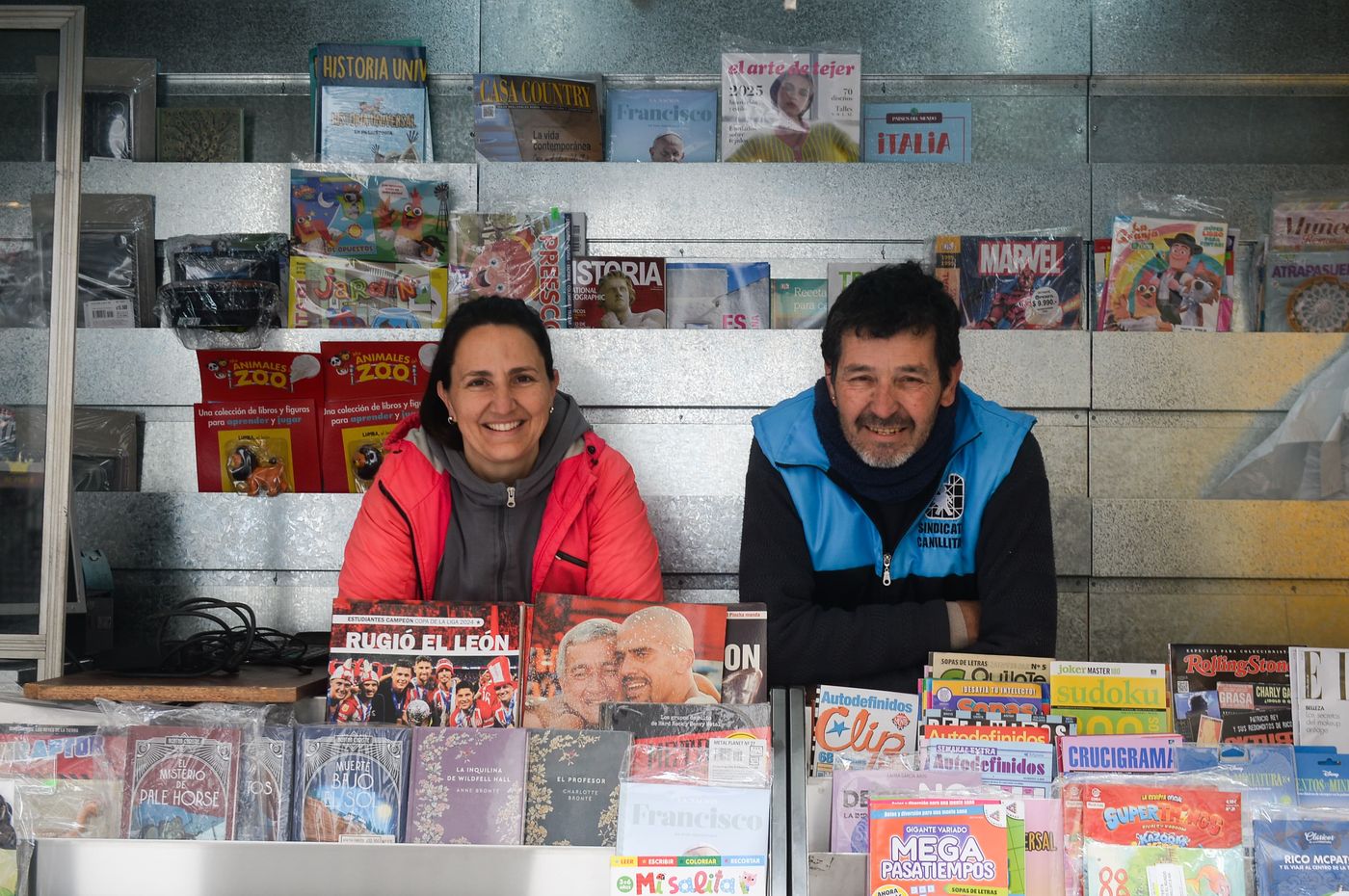 Los canillitas ya ese est&aacute;n instalando en los nuevos puestos de venta