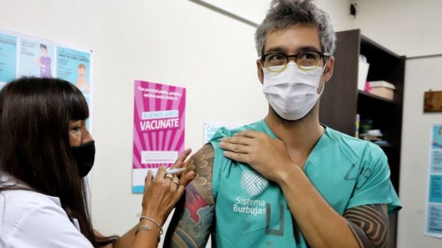 axel kicillof: tenemos cubierto al 95% del personal de salud