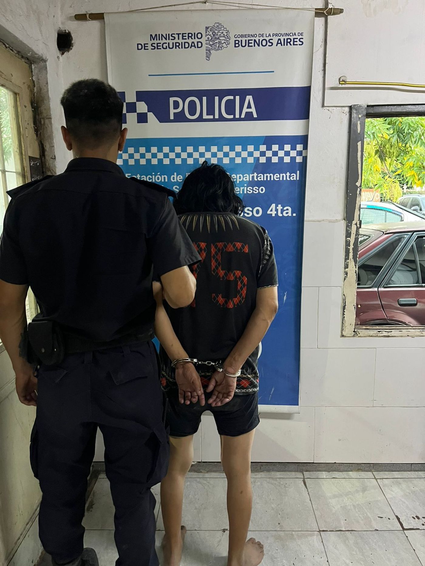 El agresor fue detenido y trasladado a la comisaría Cuarta de Berisso