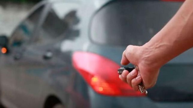 alertan por robos con inhibidores de senal frente a un colegio de la plata y crece la preocupacion