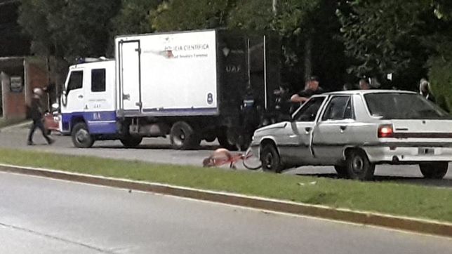 otro accidente fatal en la plata: un hombre murio tras ser embestido por un auto en abasto