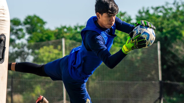 una promesa del arco de gimnasia fue citada a la seleccion argentina