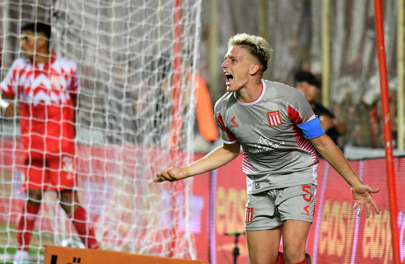 Unión Estudiantes Ascacíbar gol.JPG