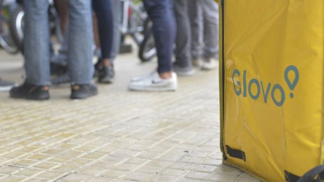 asaltaron a un cadete de glovo, allanaron una casa en gonnet y recuperaron el botin