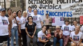 piden liberar a policias de la plata acusados de homicidio piden liberar a policias de la plata acusados de homicidio