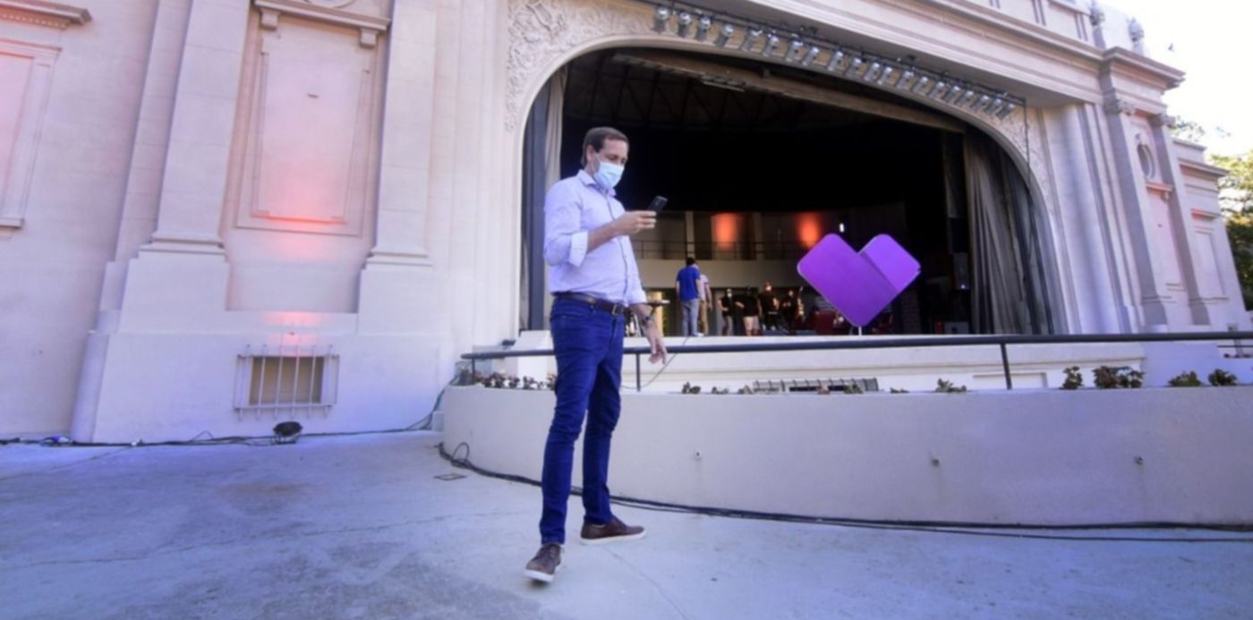 Julio Garro en el Teatro del Lago Martín Fierro