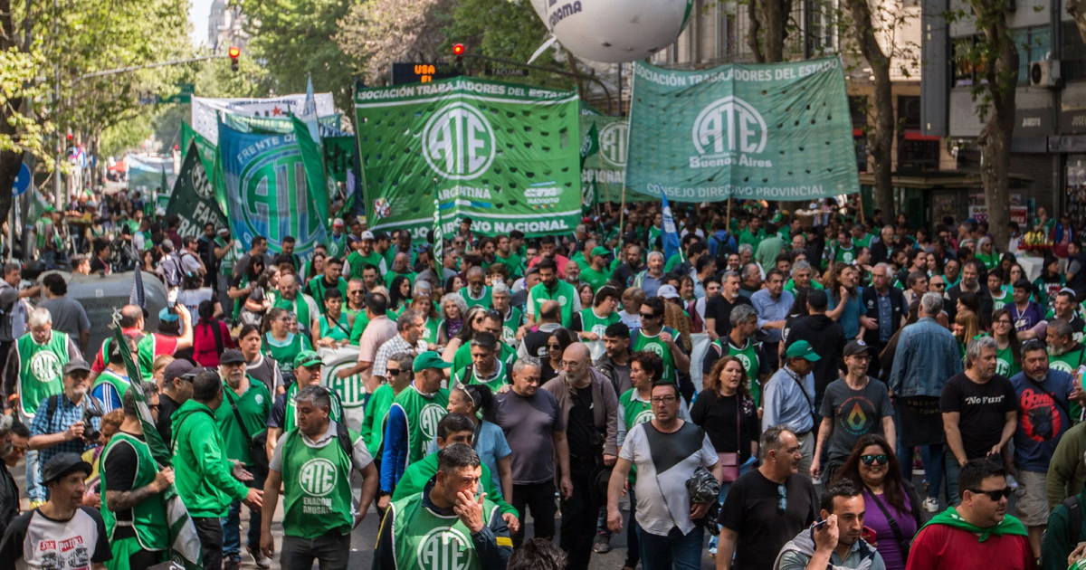 ATE ratificó el paro de este martes contra la reforma laboral que ...