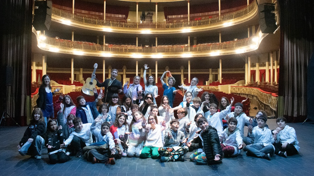 el teatro coliseo podesta sigue impulsando actividades gratuitas para escuelas de la plata