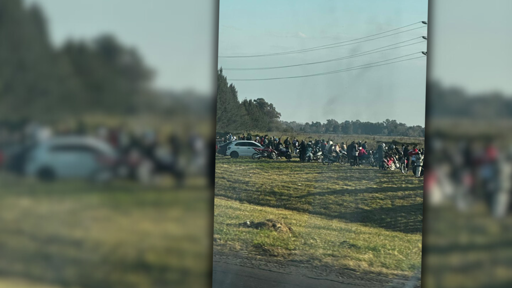 Denuncian descontrol en las afueras de La Plata con picadas y gran concentración de motos