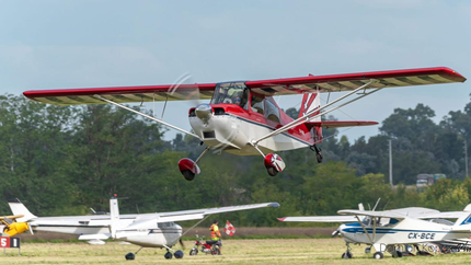 Jenny Dillon, la acróbata aérea de La Plata que representará a la Argentina a nivel mundial