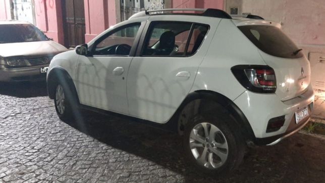 detuvieron a un delincuente que encanono a una mujer para robarle el auto en ringuelet