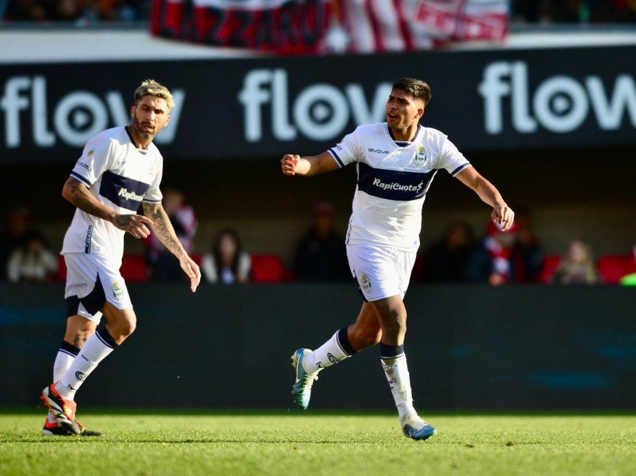 Estudiantes Gimnasia Clasico Zalazar.jpeg