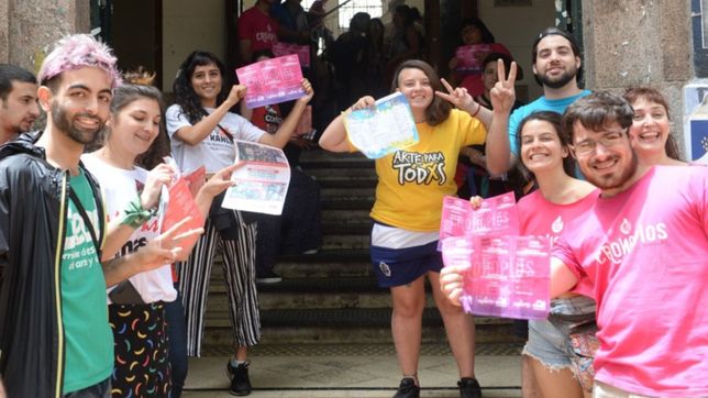 los carteles y las boletas copan la unlp: las elecciones universitarias ya tienen fecha