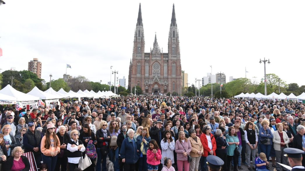 Plaza Moreno vivirá 2 días a puro festejo por el Día del Niño y un festival de folklore