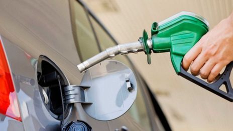 ¿Cuánto costará llenar el tanque de nafta con el nuevo aumento?