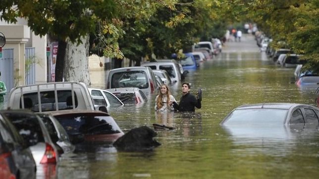 nunca mas solos, el mensaje de julio garro a 6 anos de la tragica inundacion en la plata