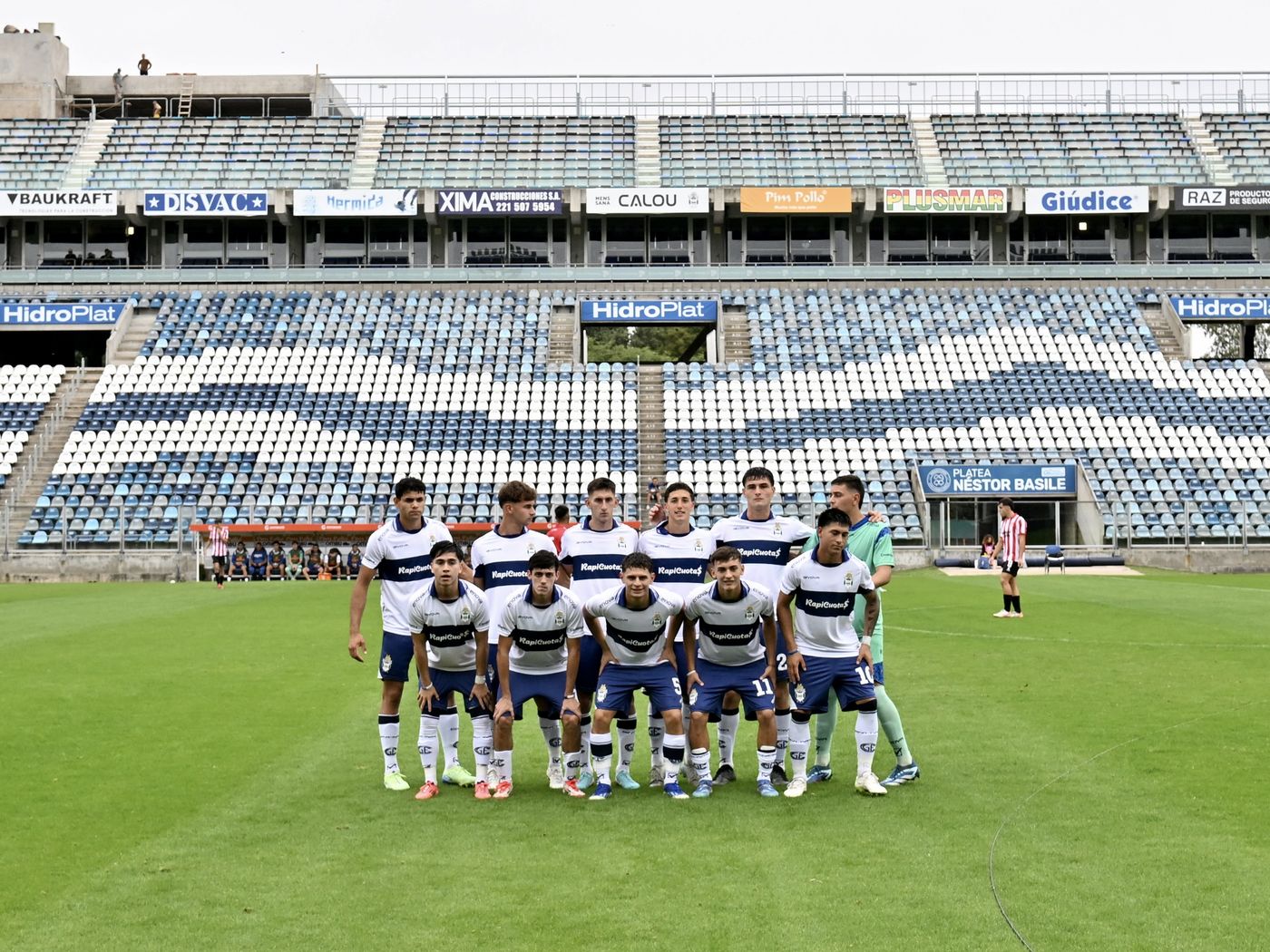 Gimnasia Estudiantes Clásico Reserva Formación Gimnasia.JPG