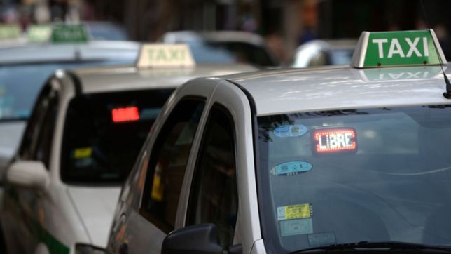 se aprobo el aumento de la tarifa de taxis: ¿cuanto costara viajar desde el jueves?