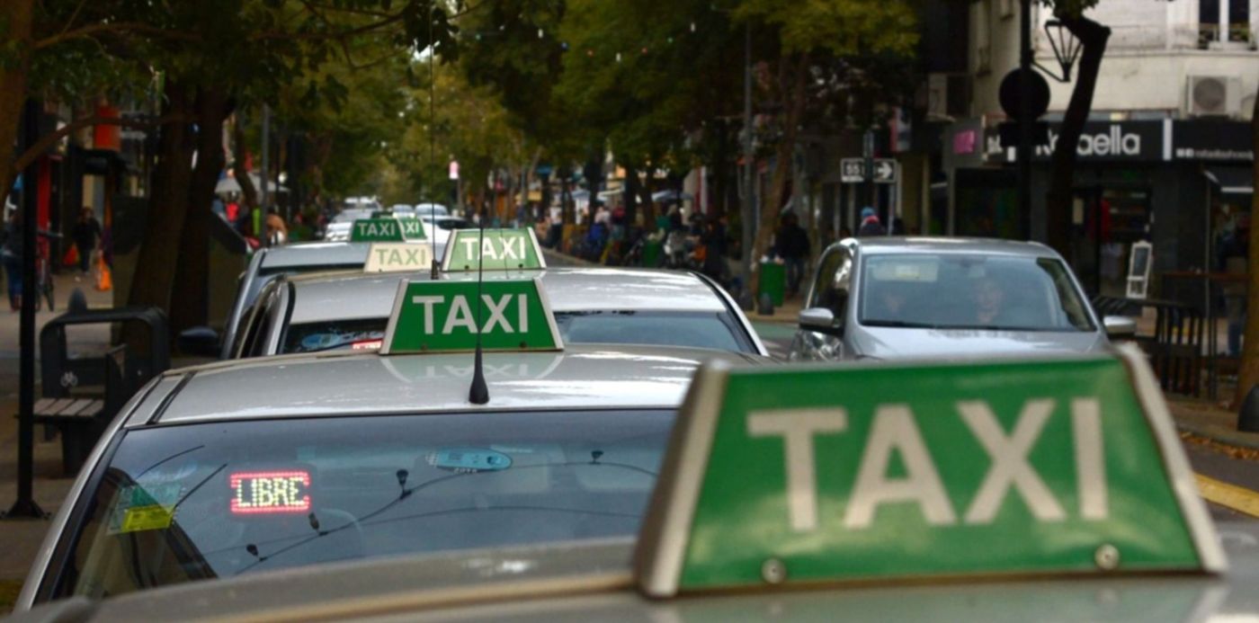 Ya rige el nuevo aumento de taxis en La Plata: ¿cuánto ...