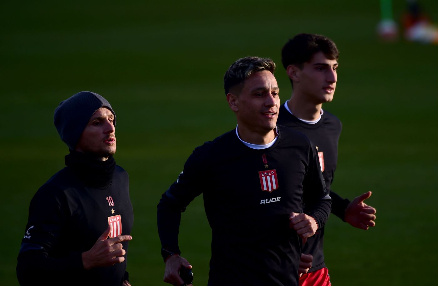 Entrenamiento Estudiantes Zuqui Piatti.jpg