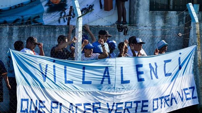 un club les cobrara a los hinchas una multa por insultar al arbitro y sus rivales