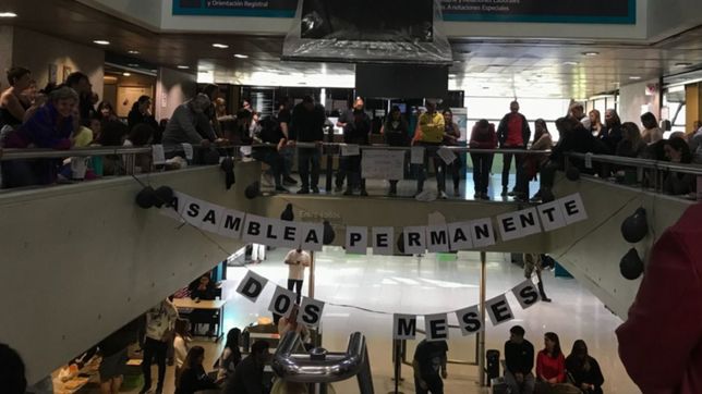 sigue el conflicto en el registro de la propiedad y los trabajadores llaman a una asamblea