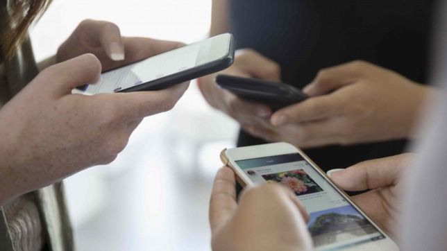 uno por uno, ¿cuales son los celulares que se quedaran sin whatsapp desde julio?