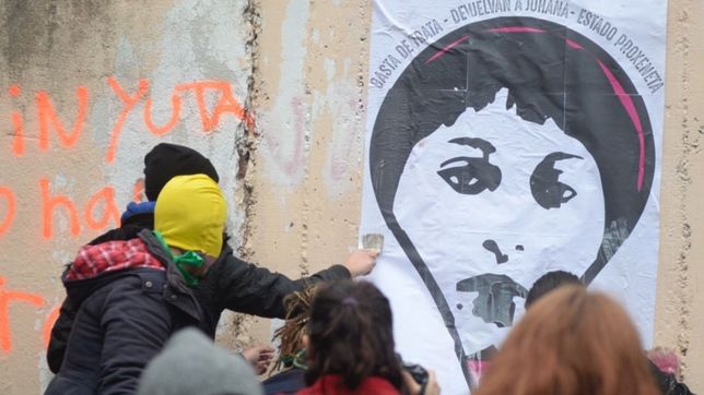 ofrecen medio millon de pesos para quien aporte datos de los femicidas de johana ramallo