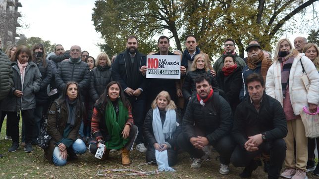 vecinos del parque saavedra buscan frenar el proyecto de ampliacion y presentarian un amparo