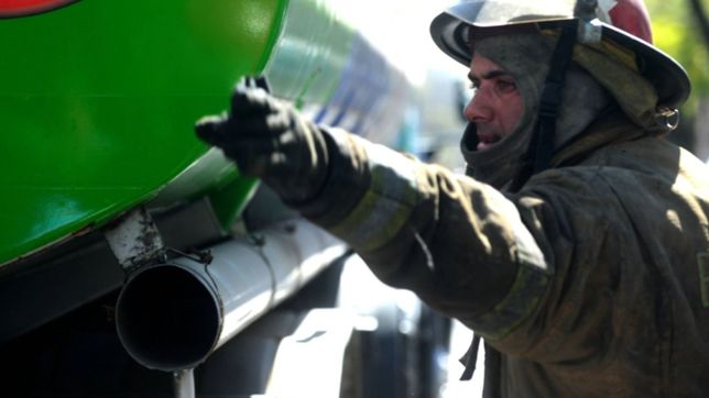 grave incendio en la plata: el fuego destruyo seis viviendas en la zona de quintas