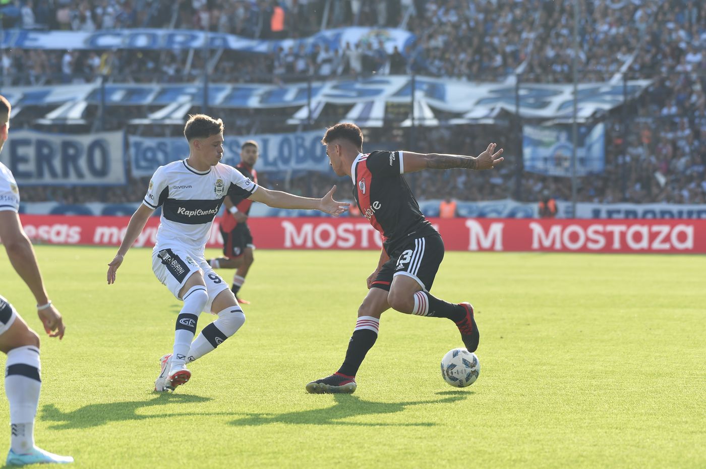 Gimnasia River Abaldo.JPG