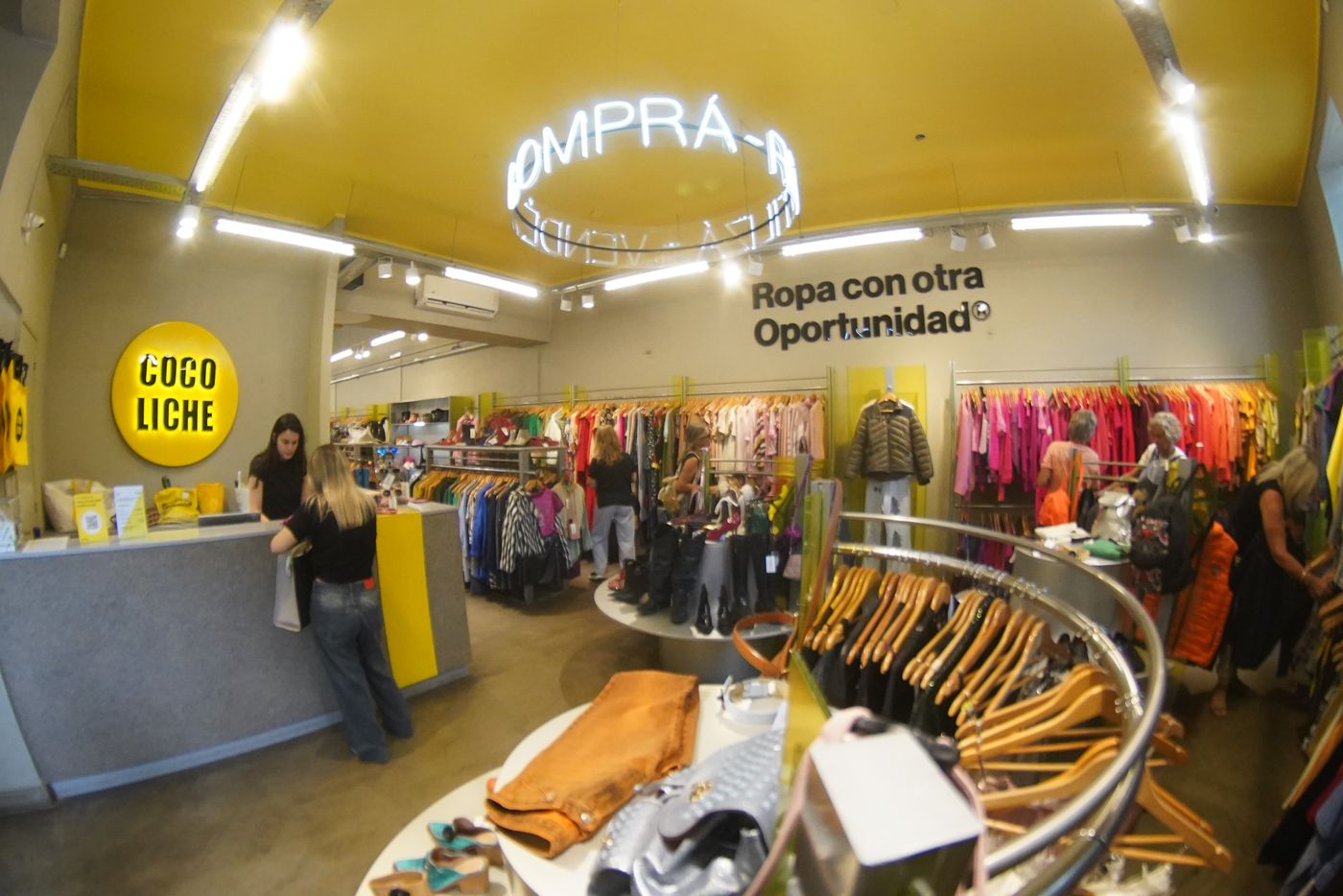 Cocoliche lanzó en La Plata su nueva colección otoño/invierno con prendas seleccionadas y de marcas locales e internacionales