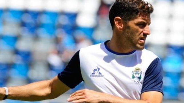 gimnasia: lucas licht quiere su oportunidad y tiene serias chances de ser titular