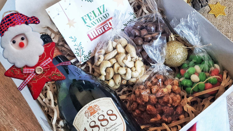 Ladrones entraron a un comercio de La Plata y robaron hasta las cajas navideñas que eran para los empleados Ladrones entraron a un comercio de La Plata y robaron hasta las cajas navideñas que eran para los empleados